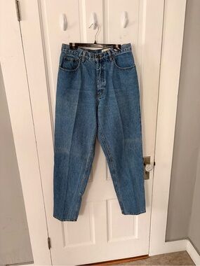 Eddie Bauer Relaxed Blue High-Waist Jeans